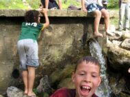 עין עלווה. שמחת המים הפורצים