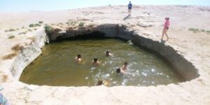 בריכה מים שיכשוך טבילה