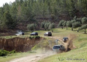 לכיש נוף ירוק שיירה ג'יפים