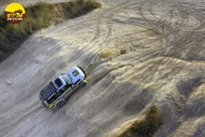 טויוטה פראדו רכב שבילים צילומים עידו פאלח מלמעלה רחפן