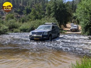 מעבר חצייה מים פורד אקספלורר