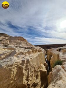 הר כרכרום מצוק