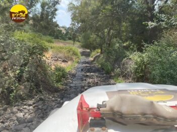 ציר המעיינות, רמת הגולן, טיול ג'יפים שביל עליה מעלה