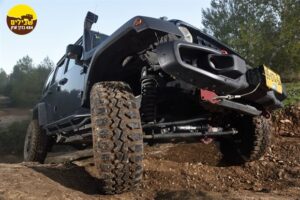 ג'יפ מכלולים צילום אבנר ברוך גלגל אוירה אווירה