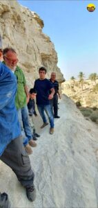 ארץ המנזרים אנשים טיפוס הליכה