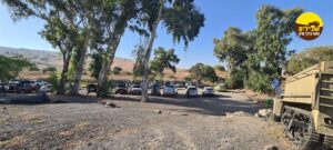 ראלי סוכות חניה חניון צל עצים ג'יפים