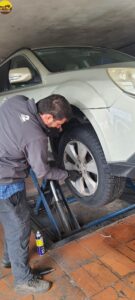 נתי פרוינד צמיגים