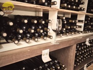 יקב מול התל