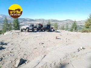 חוצה קשוח מפורק19