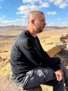 f5743c68 2615 471e b233 a7280f20cd5f