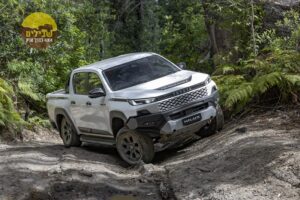 טויוטה היילקס החדש 2026 דור 9 TRAVO