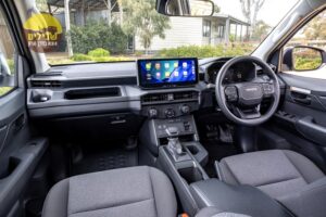 טויוטה היילקס החדש 2026 דור 9 TRAVO פנים הרכב