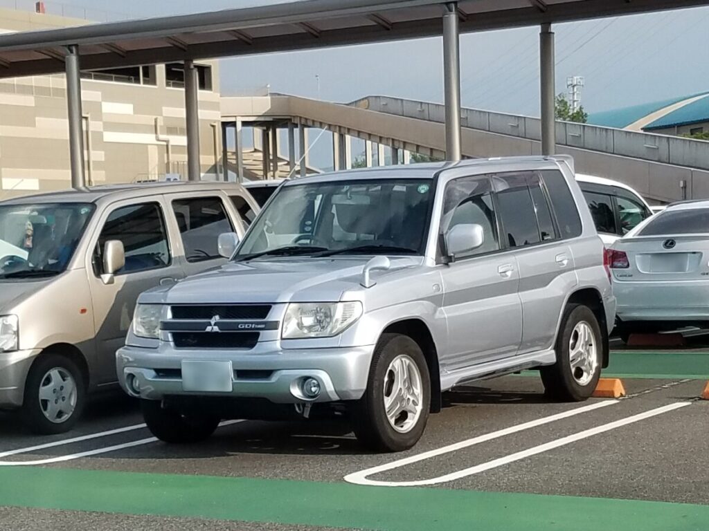 Mitsubishi pajero IO